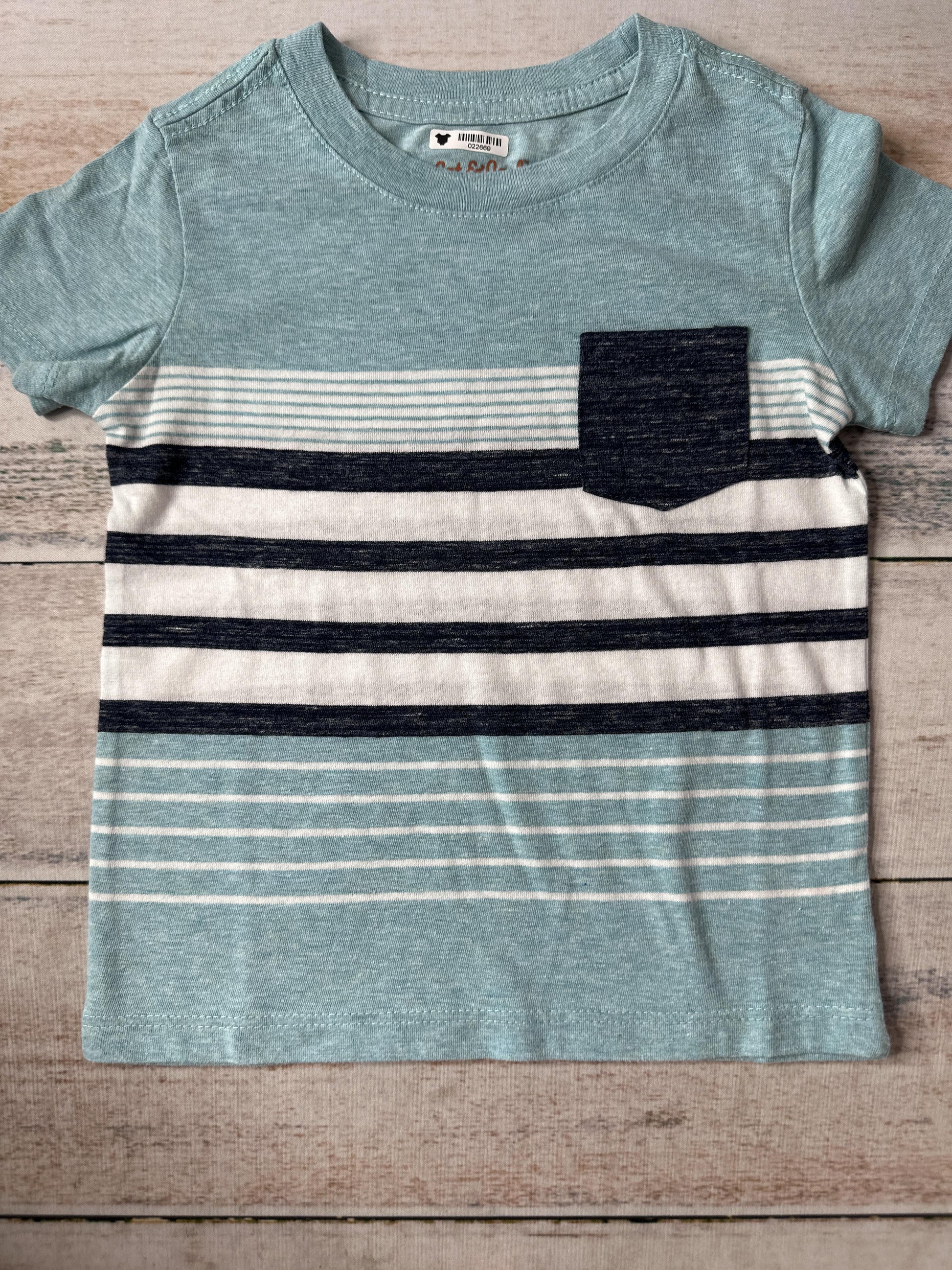 Cat & Jack Unisex Light Blue | Navy Blue | Stripe T-Shirt Size: 18 months Light Blue | Navy Blue | Stripe