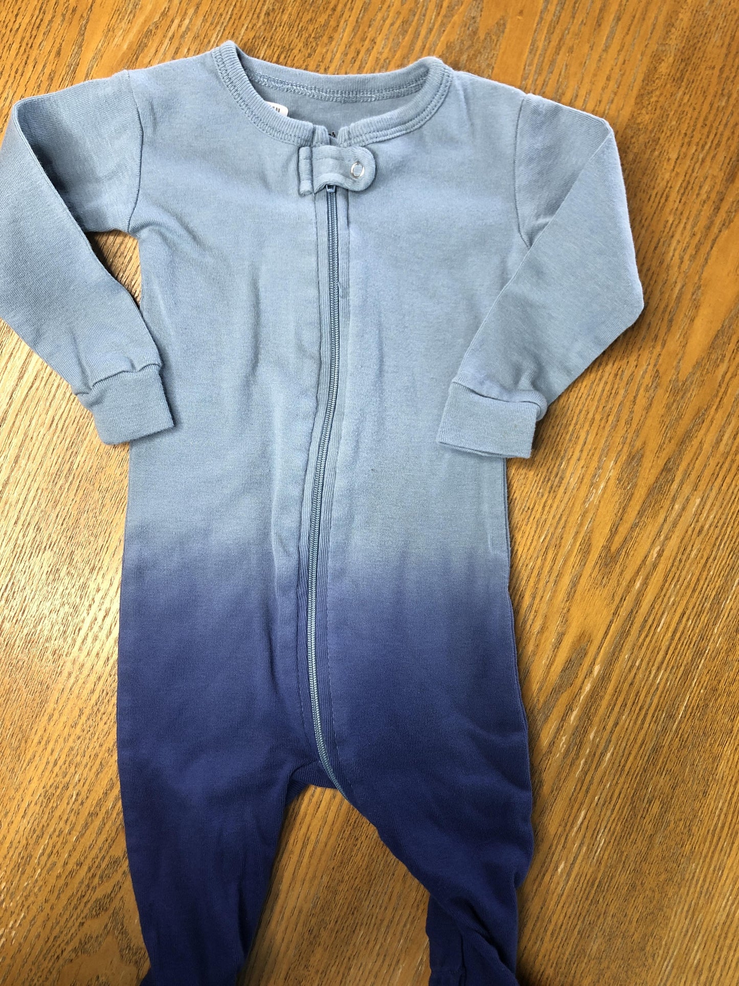 Leveret Unisex Light Blue | Navy Blue Pajamas Size: 3-6 months Light Blue | Navy Blue