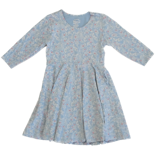 Mightly Girls Light Blue Patterned Dress Size: 10 Years Light Blue Patterned