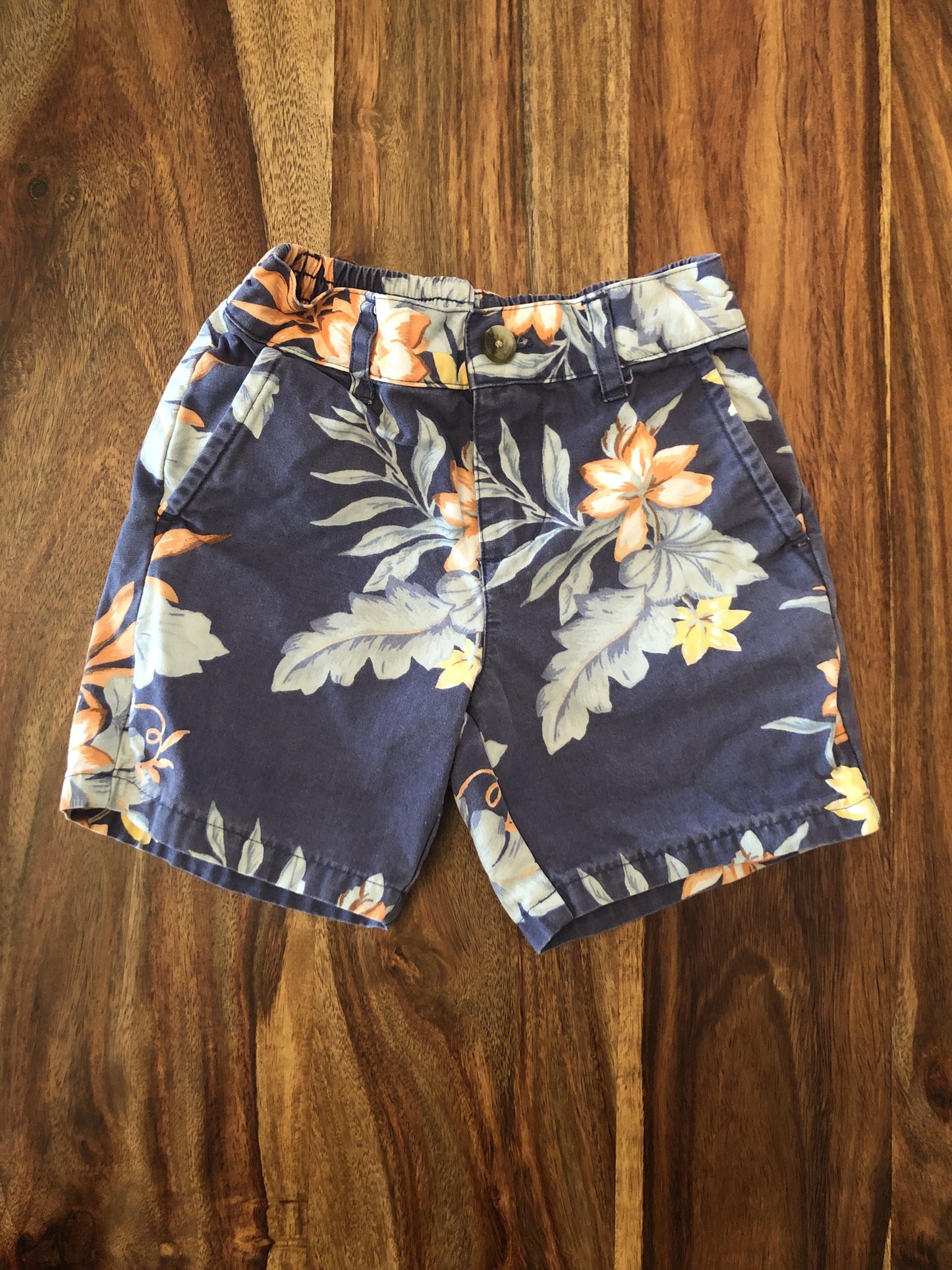 Janie and Jack Boys Light Blue | Pink floral Shorts Size: 12-18 months Light Blue | Pink floral
