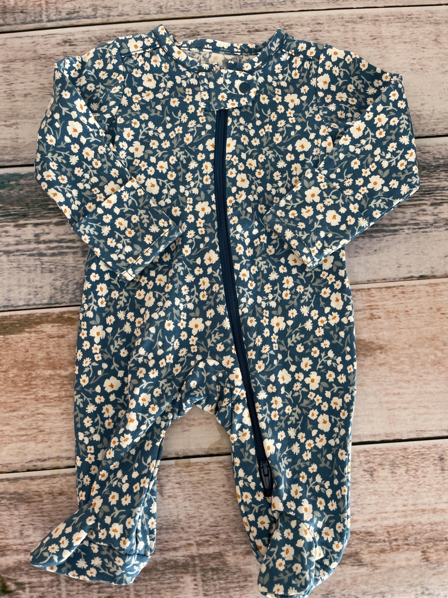 Carters Girls Light Blue | Pink floral Pajamas Size: Newborn Light Blue | Pink floral