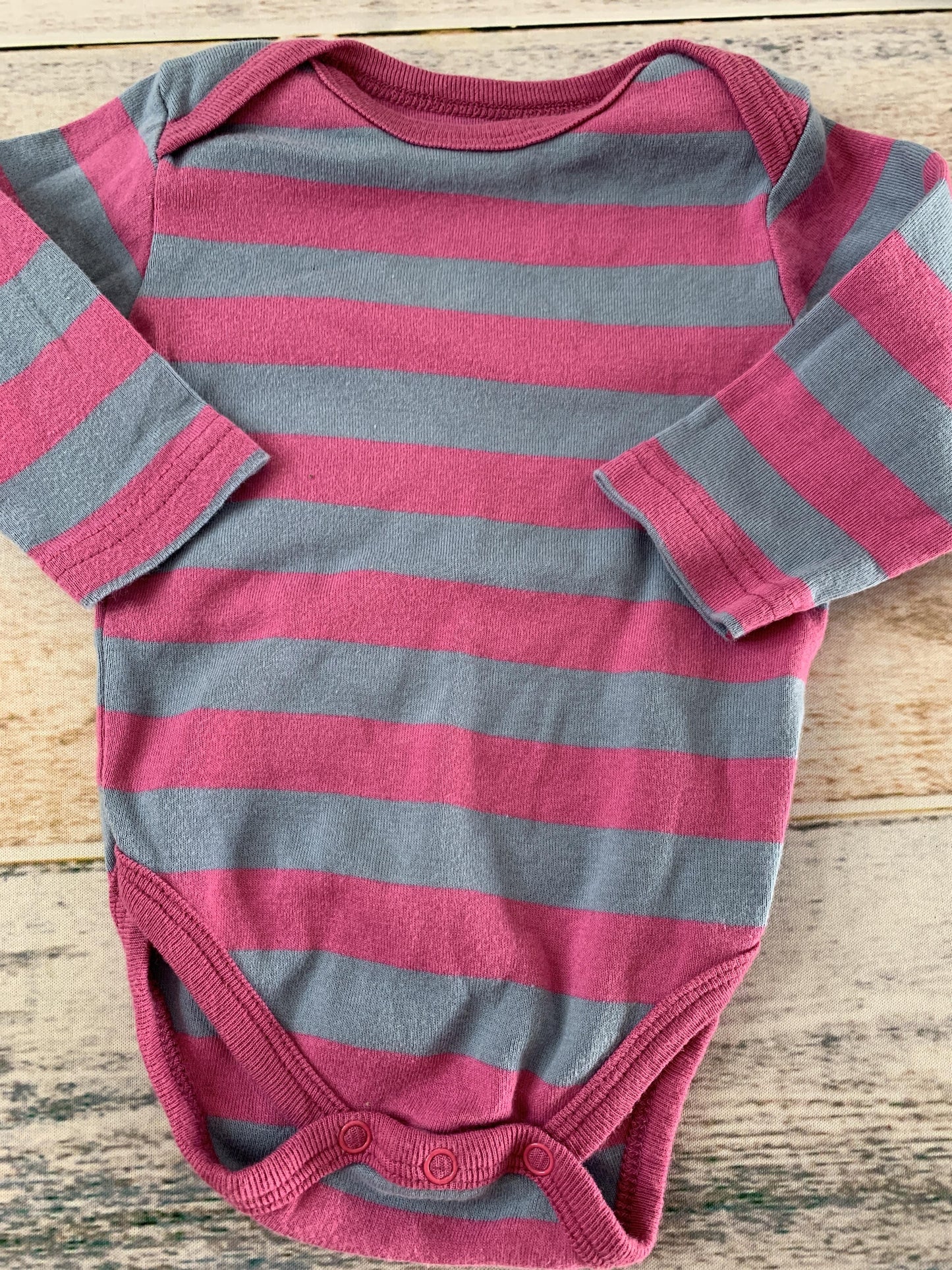 Leveret Girls Light Blue | purple | Striped Onesie Size: 3-6 months Light Blue | purple | Striped