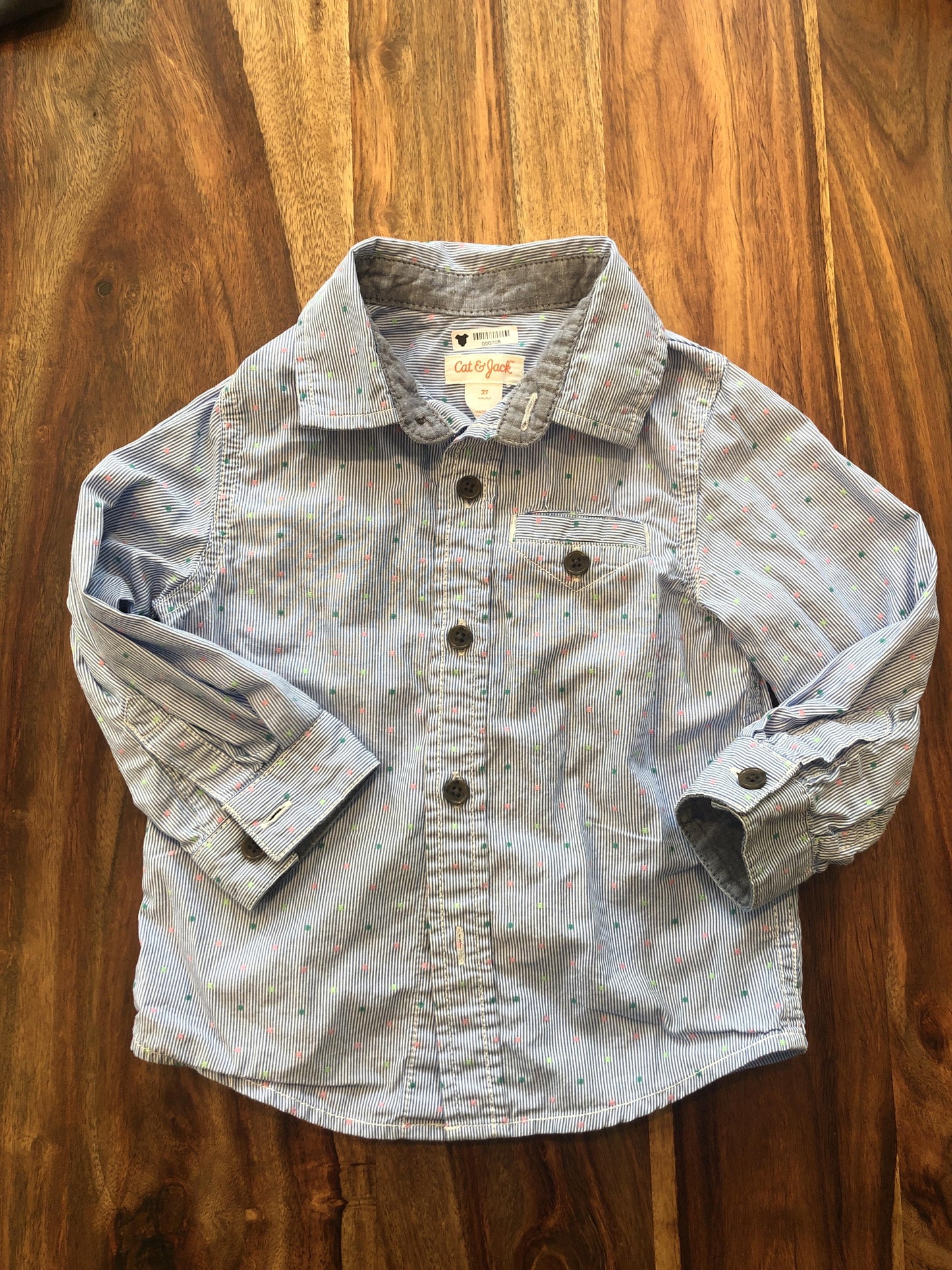 Cat & Jack Boys Light Blue | Striped | polka dot Button Down Short Sleeve Size: 2 years Light Blue | Striped | polka dot