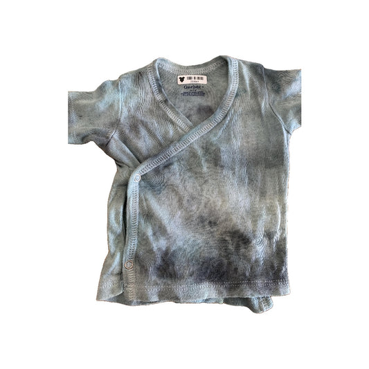 Boys Light Blue | White | Grey Shirt Size: 0-3 months Light Blue | White | Grey