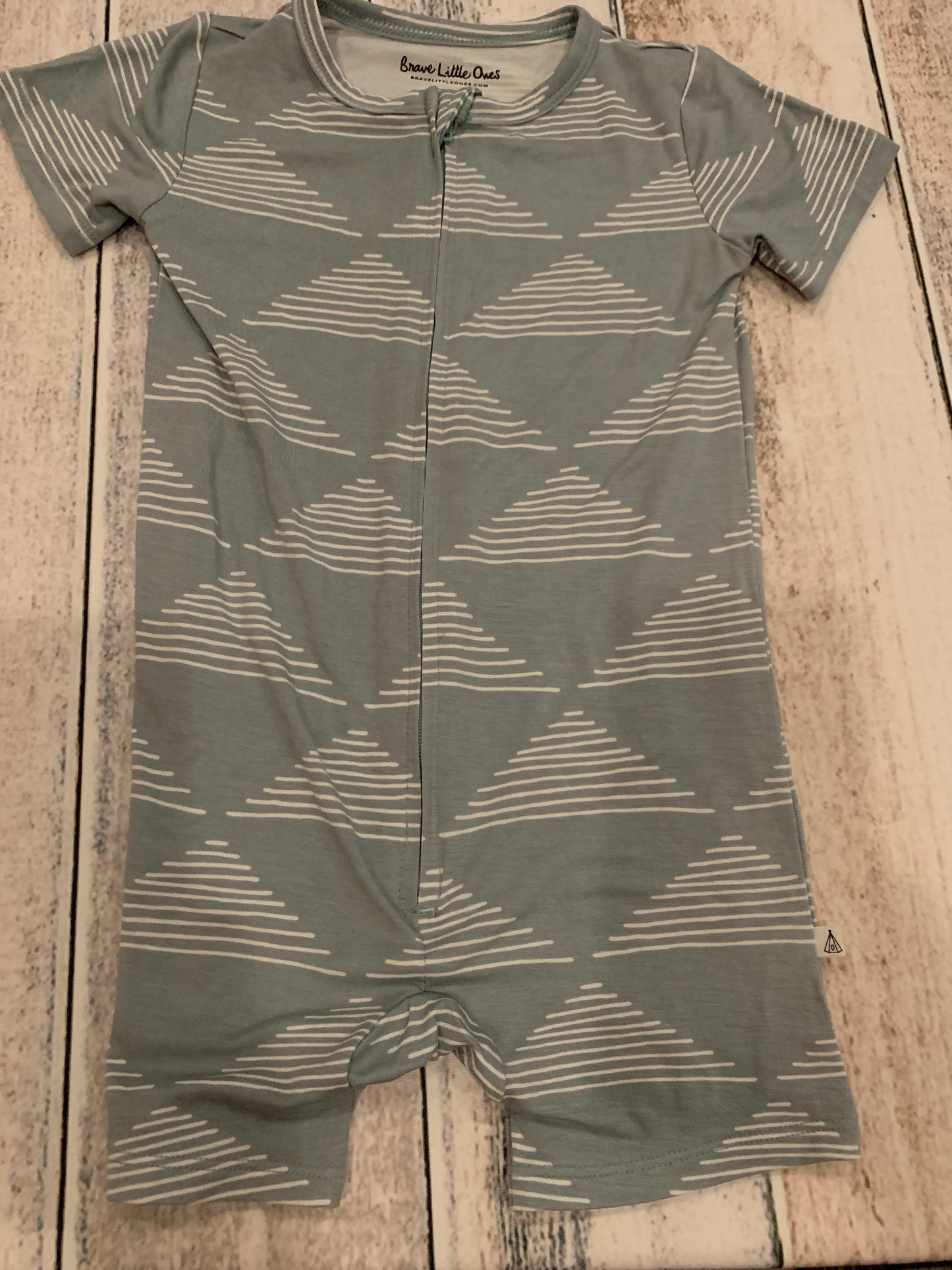 Brave Little Ones Boys Light Blue | White | Pattern Romper Size: 2T Light Blue | White | Pattern