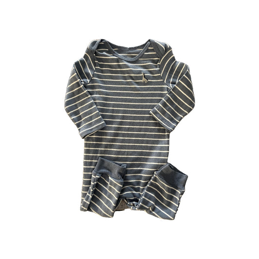 Carters Boys Light Blue | White | Stripe Long Sleeve Outfit Size: 9 months Light Blue | White | Stripe
