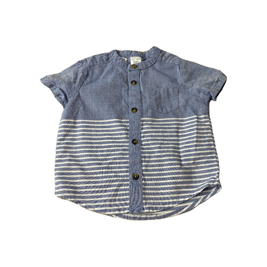Just Born Boys Light Blue | White | Stripe Button Down Short Sleeve Size: 9 months Light Blue | White | Stripe