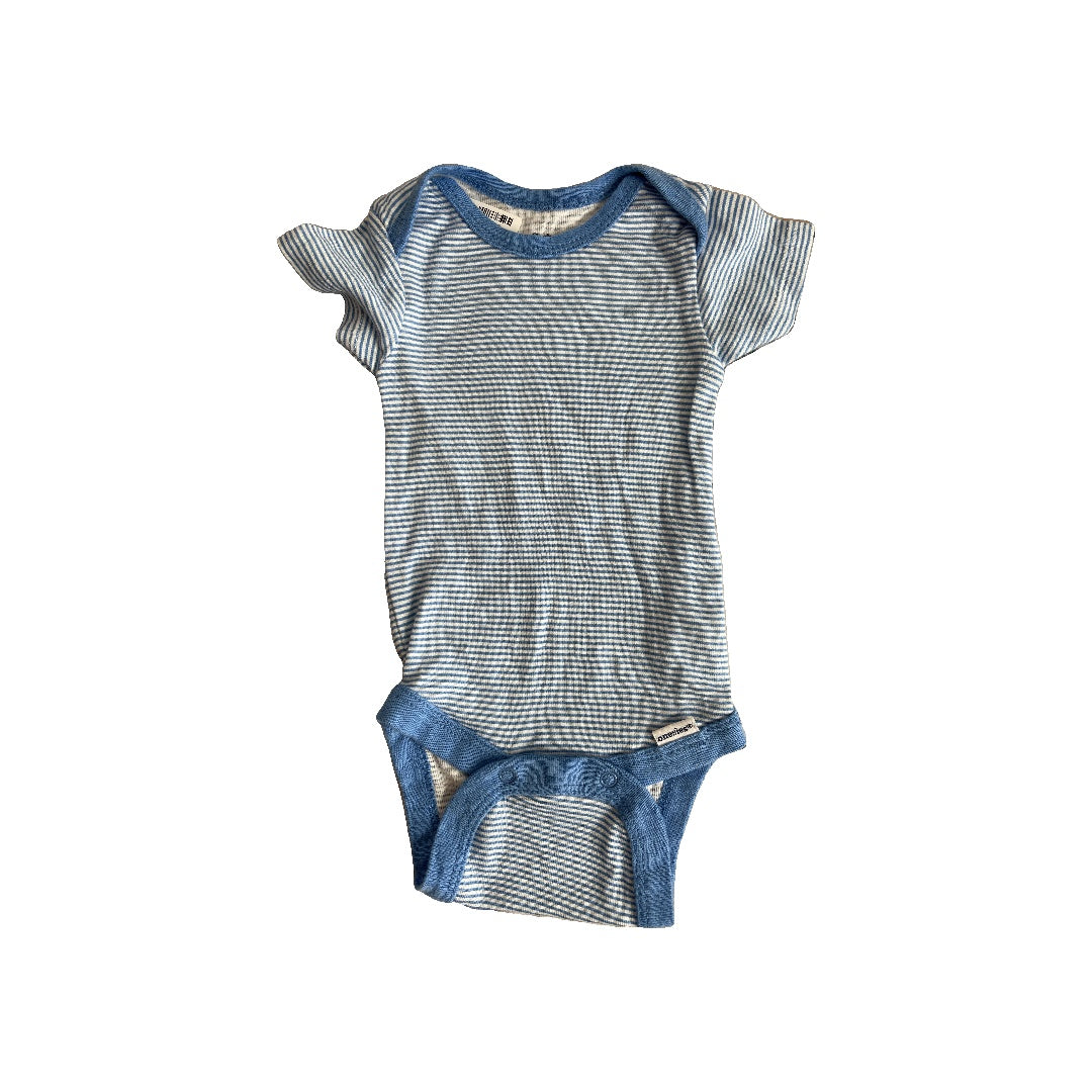 Gerber Childrenswear Boys Light Blue | White | Stripe Onesie Size: 0-3 months Light Blue | White | Stripe