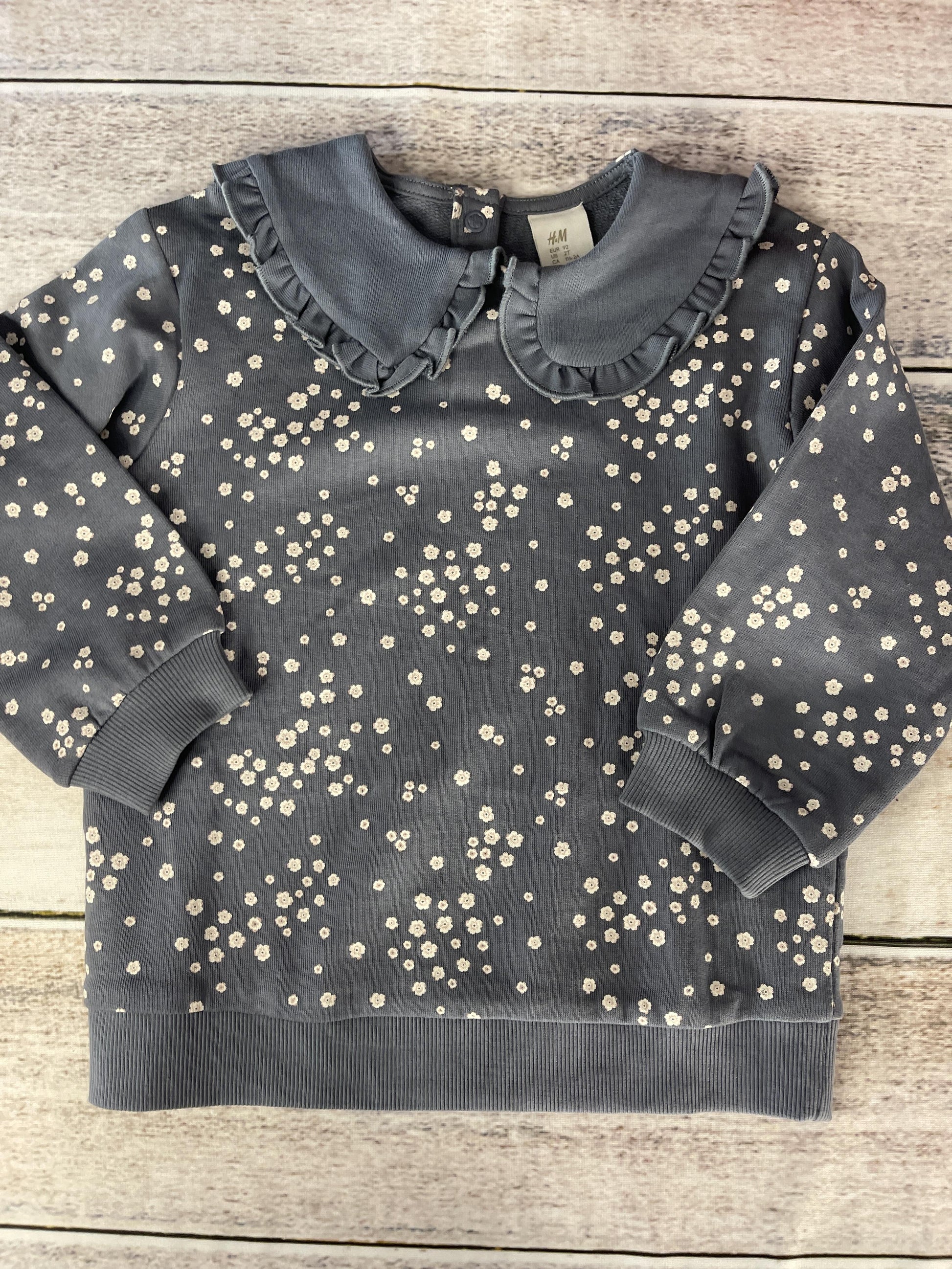 H&M Girls Light Blue | White Sweatshirt Size: 2T Light Blue | White