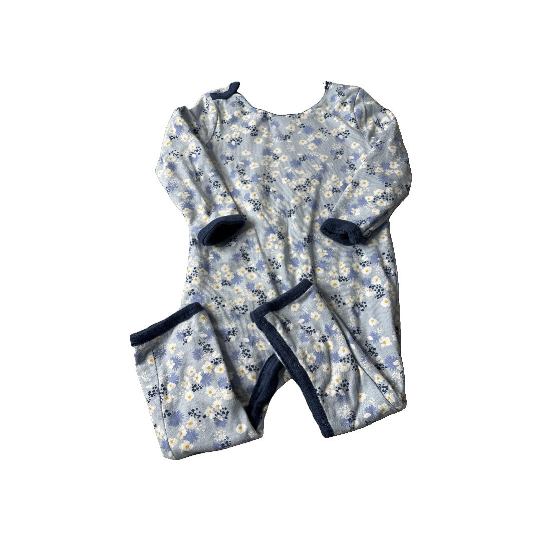 Honest Co Girls Light Blue | White Long Sleeve Outfit Size: 24 months Light Blue | White