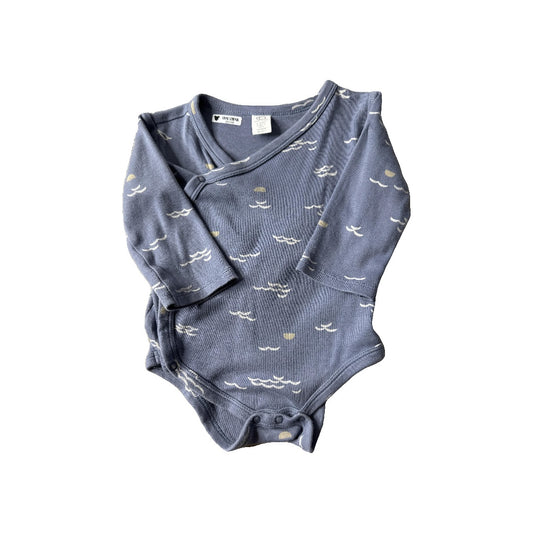 Colored Organics Boys Light Blue | White Onesie Size: 6-12 months Light Blue | White