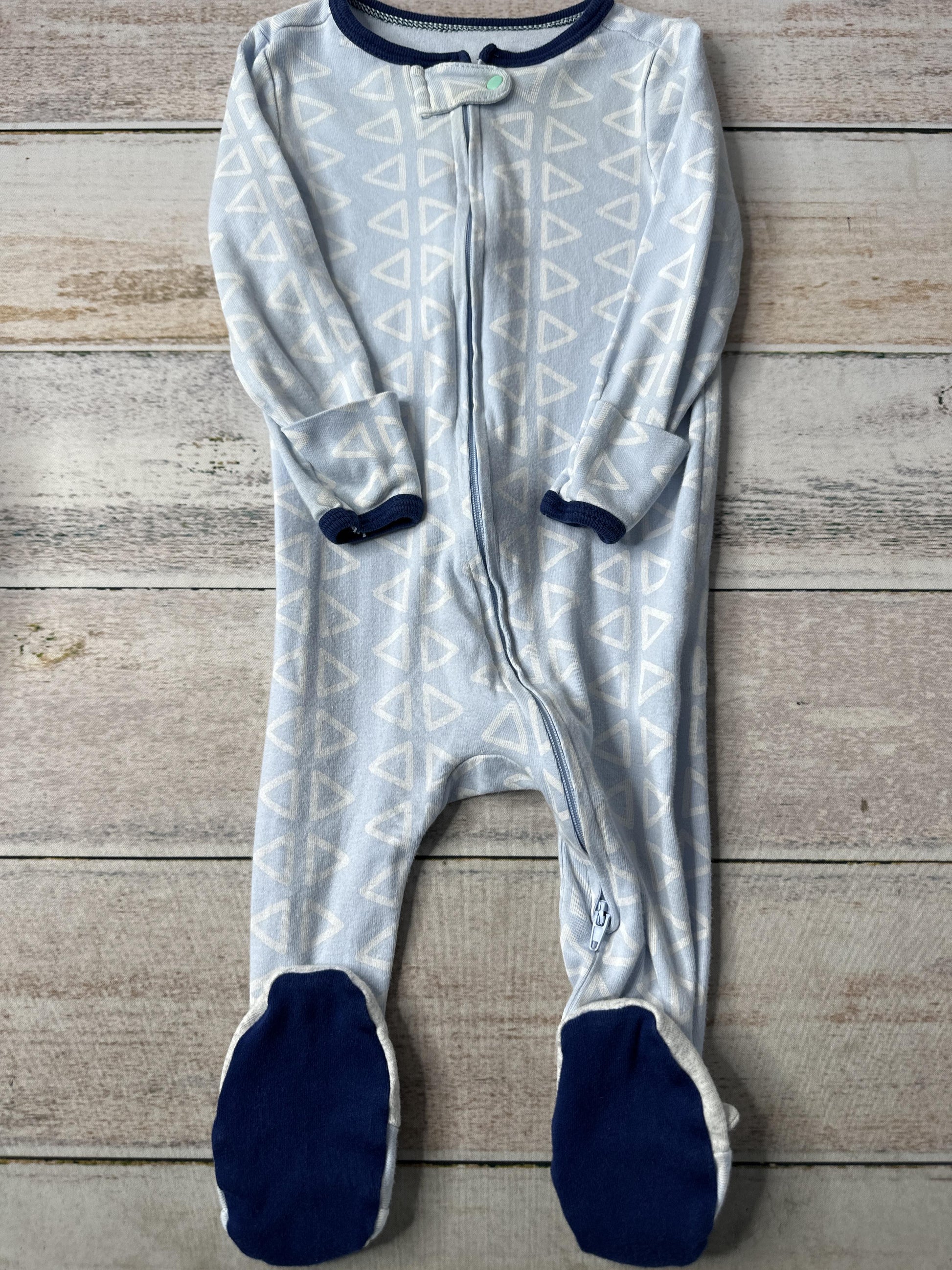 Cloud Island Boys Light Blue | White Pajamas Size: 6-9 months Light Blue | White