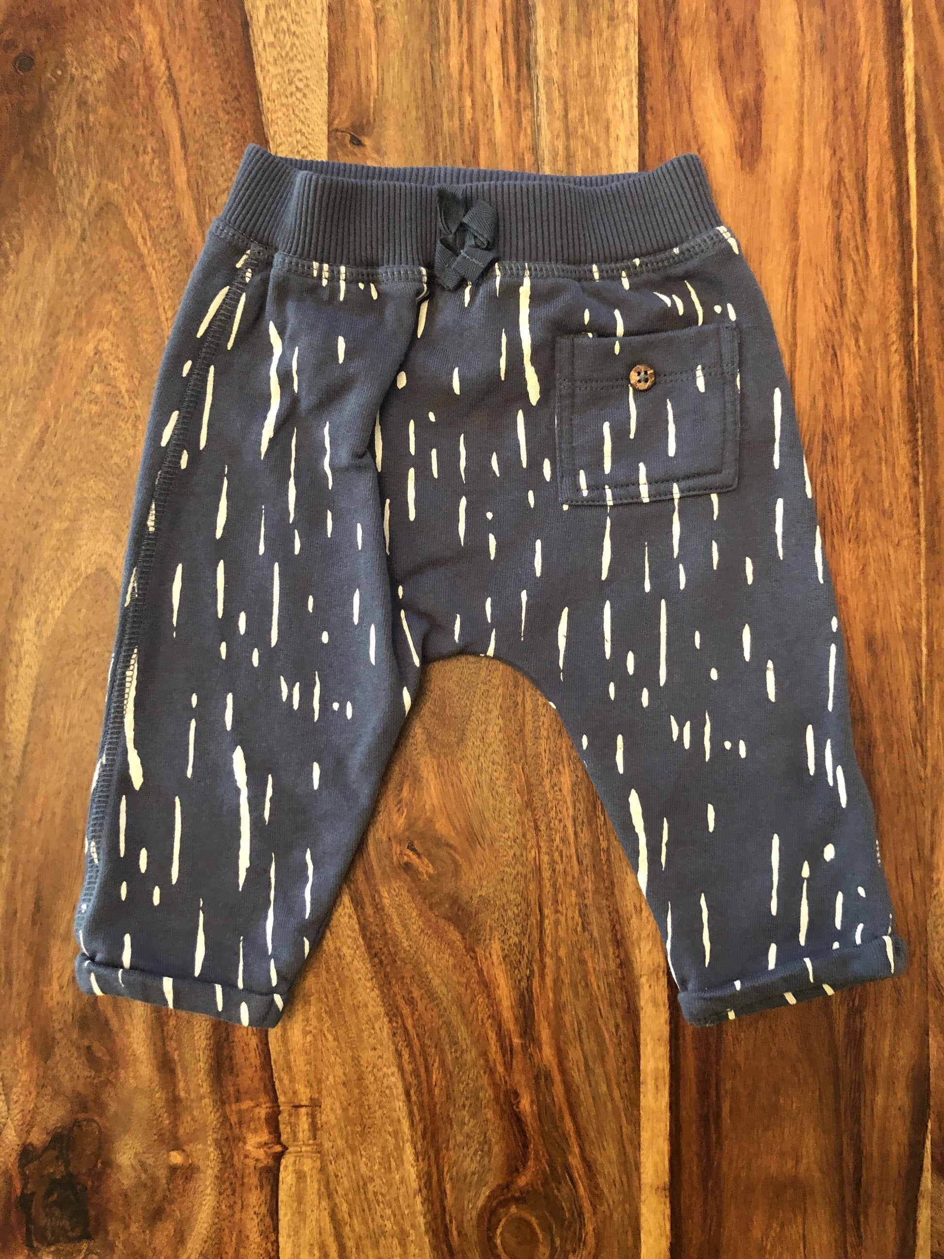 Oliver & Rain Girls Light Blue | White Pants Size: 6 months Light Blue | White