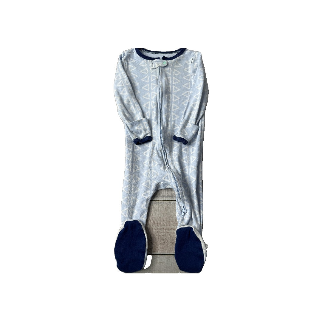 Cloud Island Boys Light Blue | White Pajamas Size: 6-9 months Light Blue | White