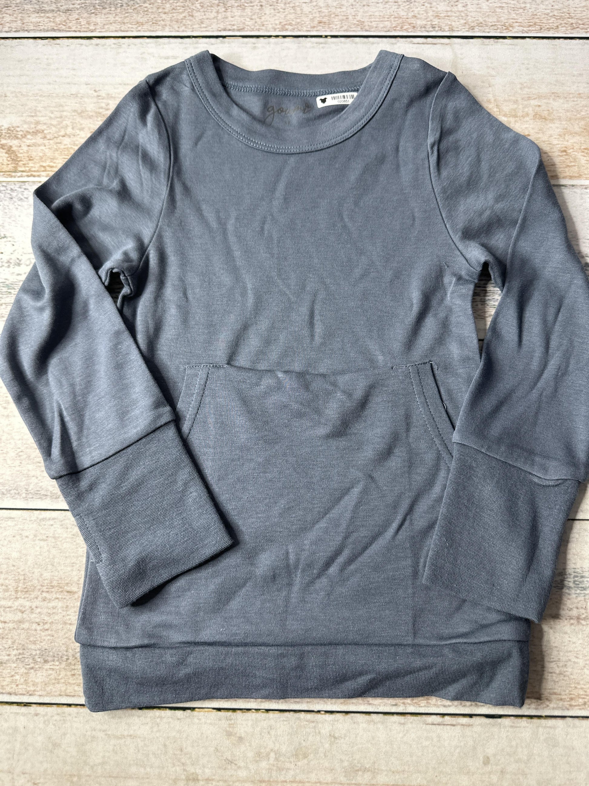 Goumi Unisex Light Blue Long Sleeve T-Shirt Size: 3T Light Blue