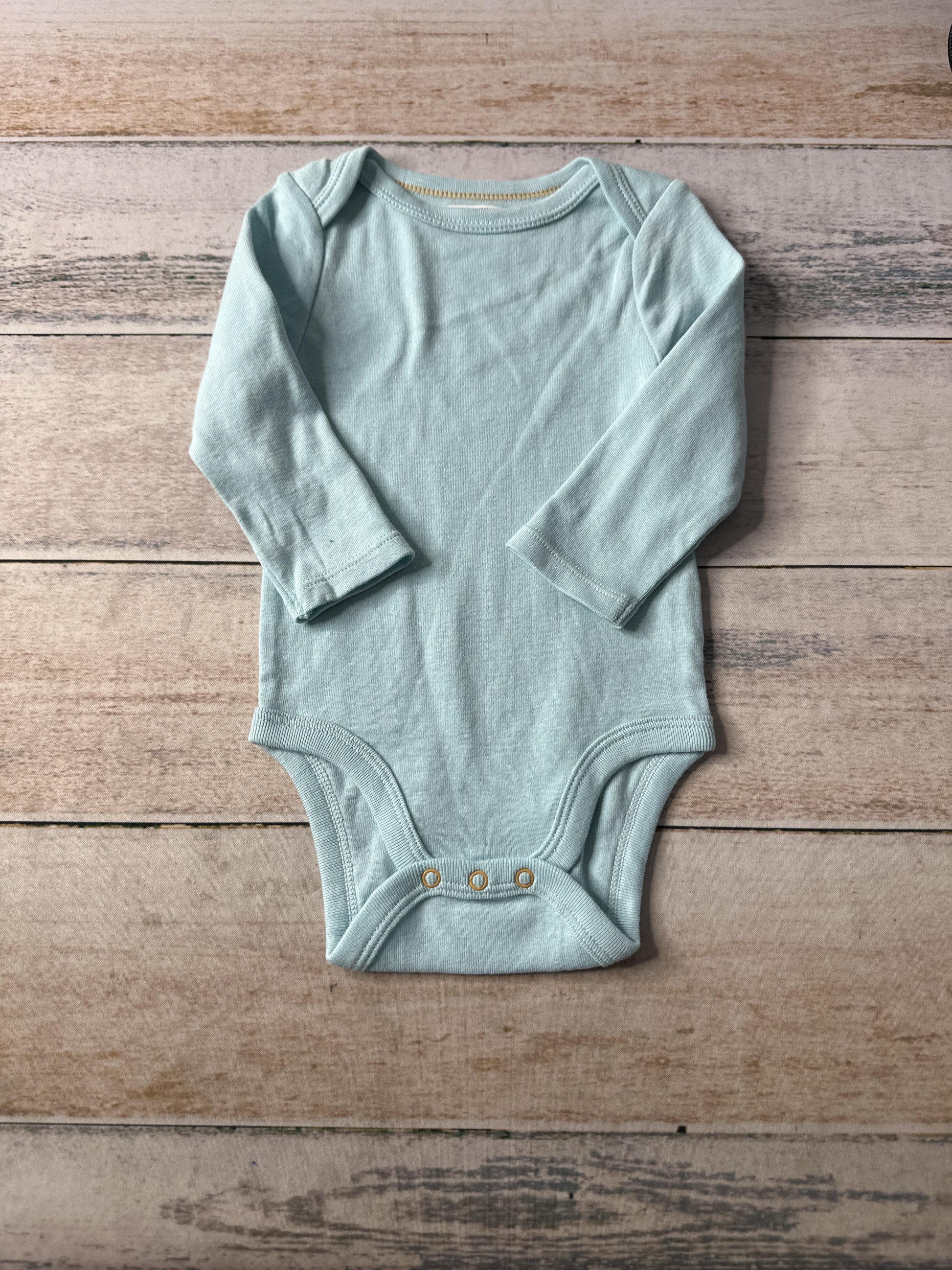 Cloud Island Unisex Light Blue Onesie Size: 6-9 months Light Blue