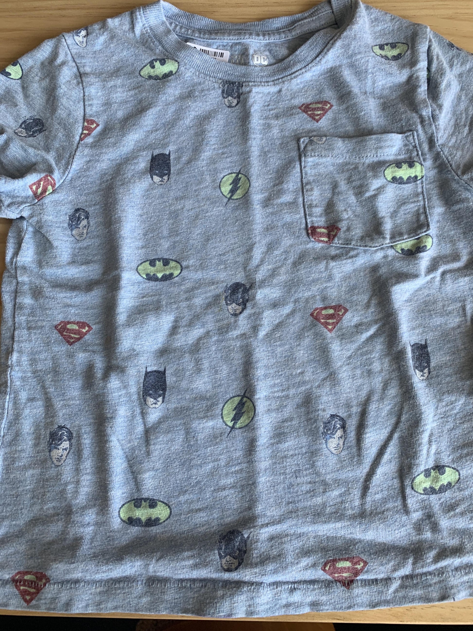 Boys Light Blue T-Shirt Size: 3T Light Blue