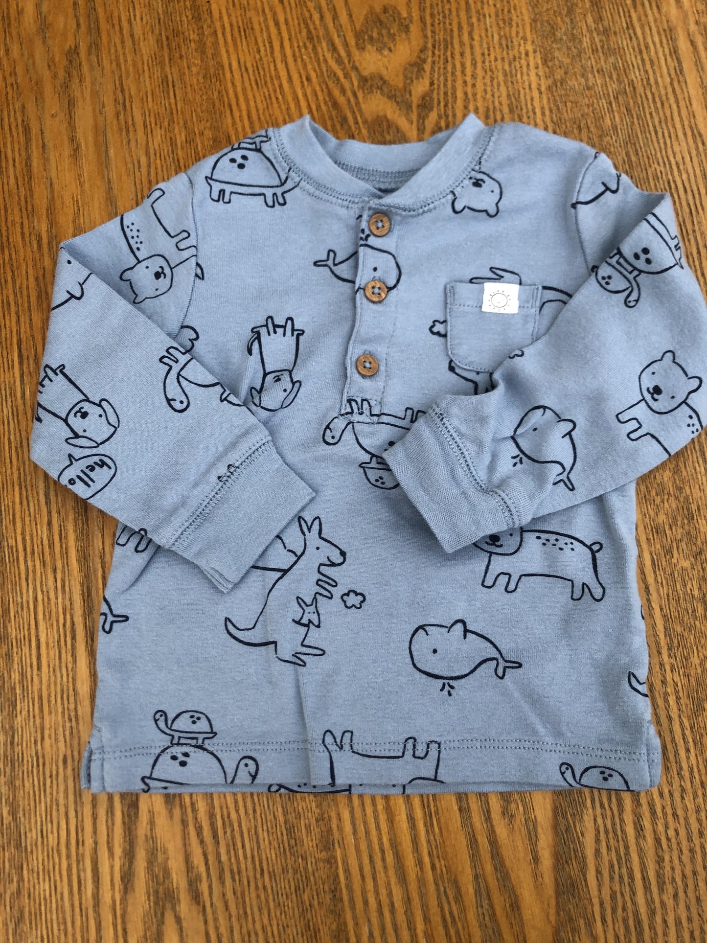 Carters Unisex Light Blue Long Sleeve T-Shirt Size: 12 months Light Blue