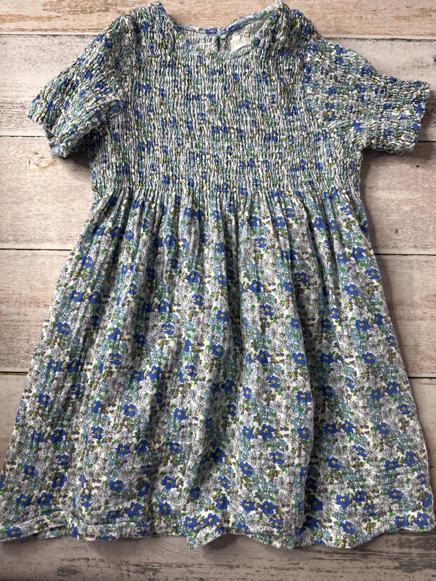 Zara Girls Light Blue Dress Size: 4T Light Blue