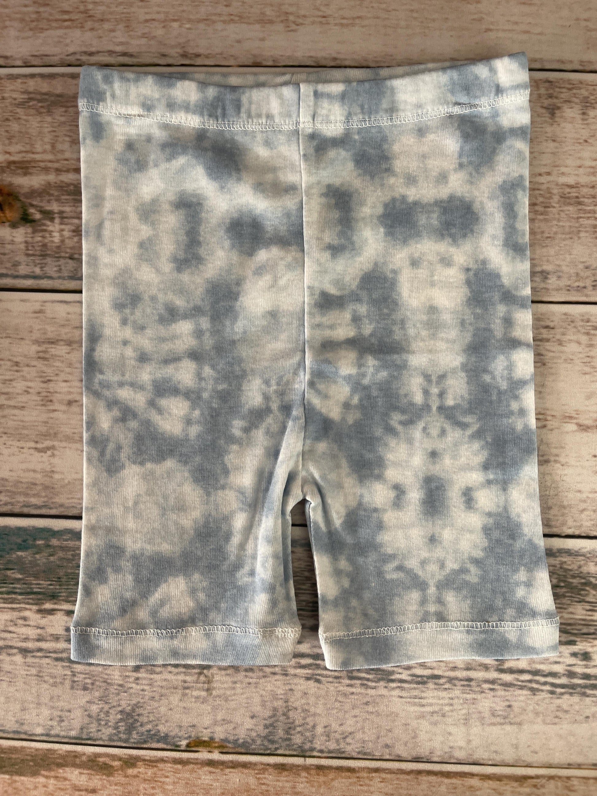 Burt's Bees Boys Light Blue Pajamas Size: 18-24 months Light Blue