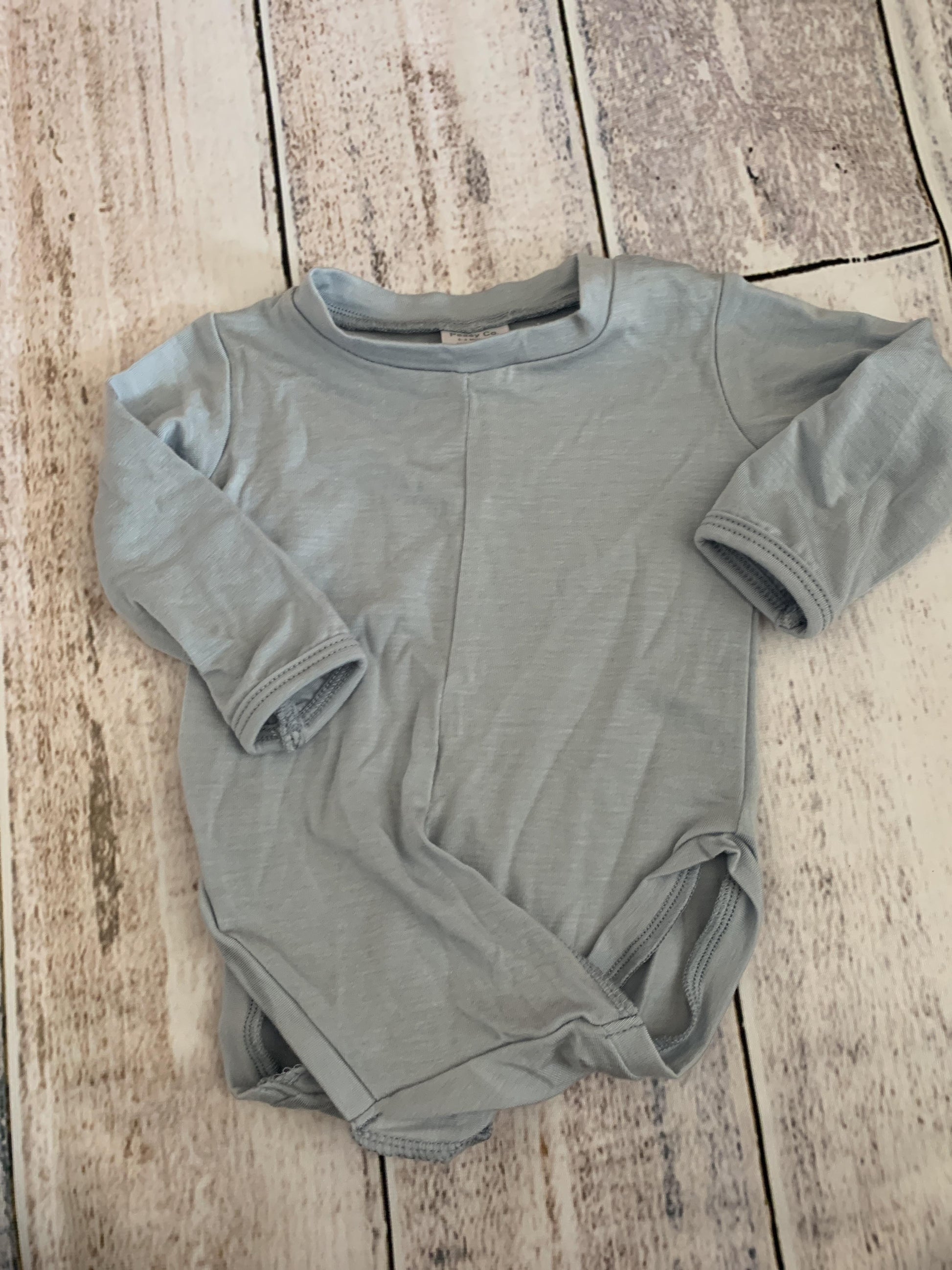 Peasy Boys Light Blue Onesie Size: 0-3 months Light Blue