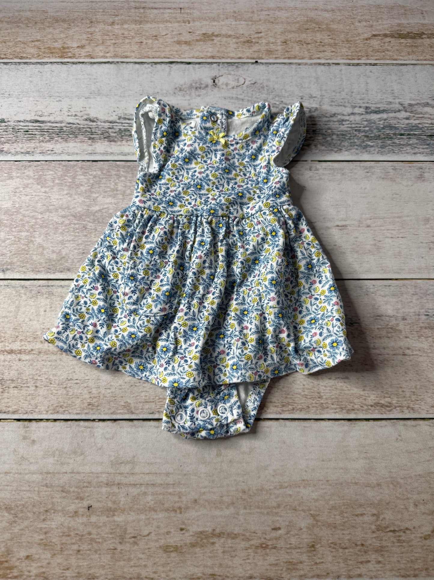Carters Girls Light Blue Dress Size: Newborn Light Blue