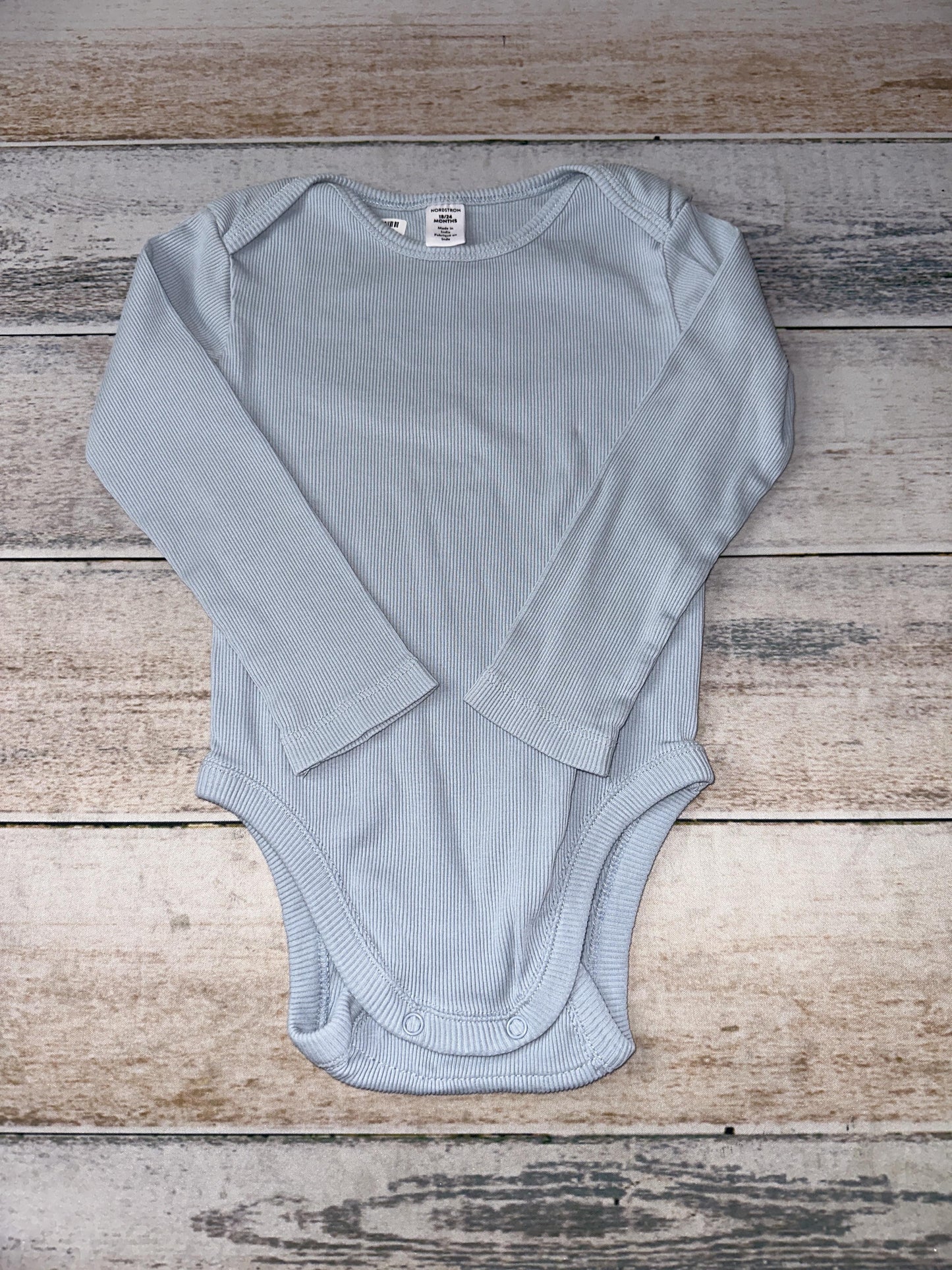 Nordstrom Unisex Light Blue Onesie Size: 18-24 months Light Blue