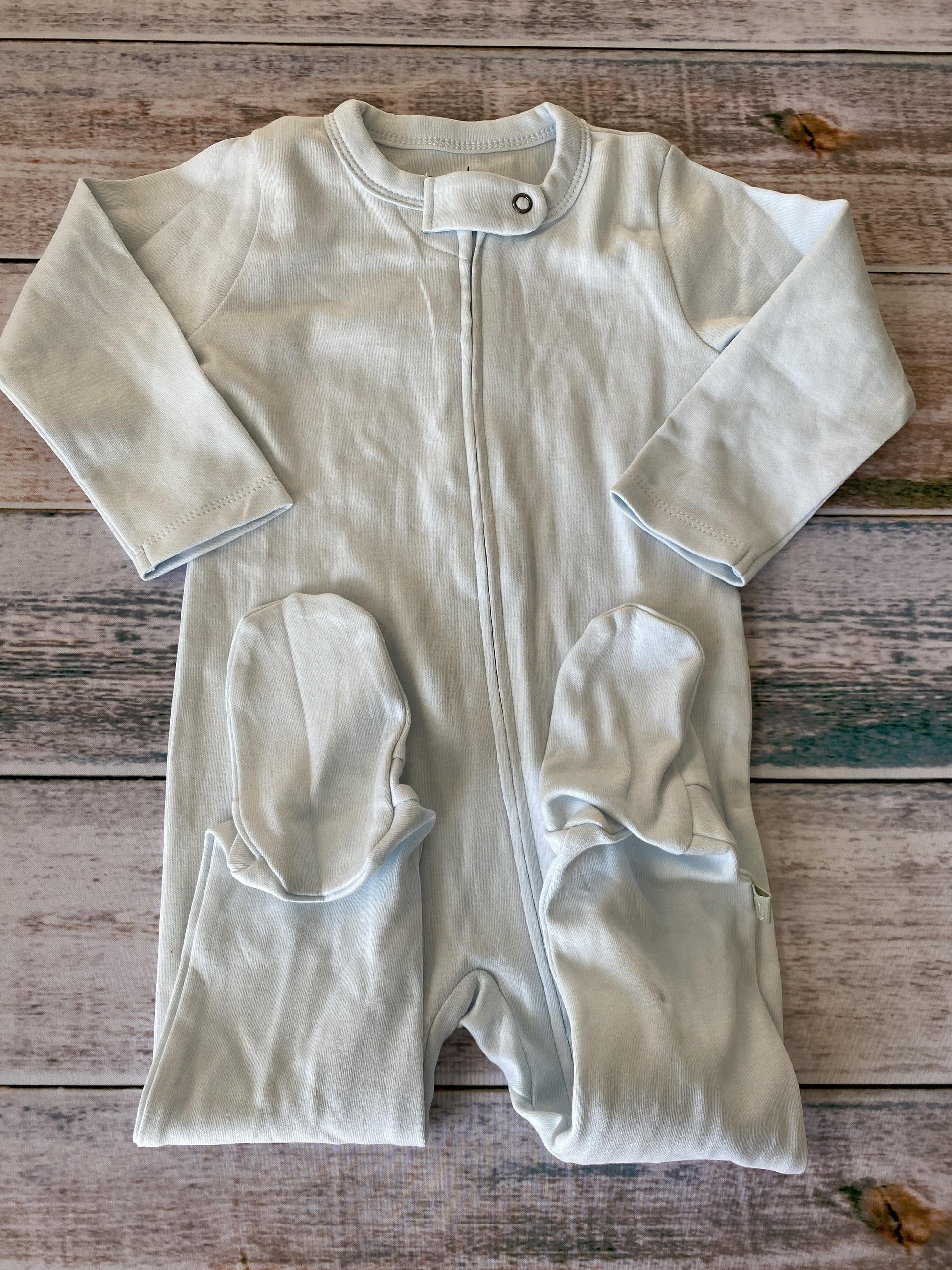 Finn + Emma Boys Light Blue Long Sleeve Outfit Size: 6-9 months Light Blue