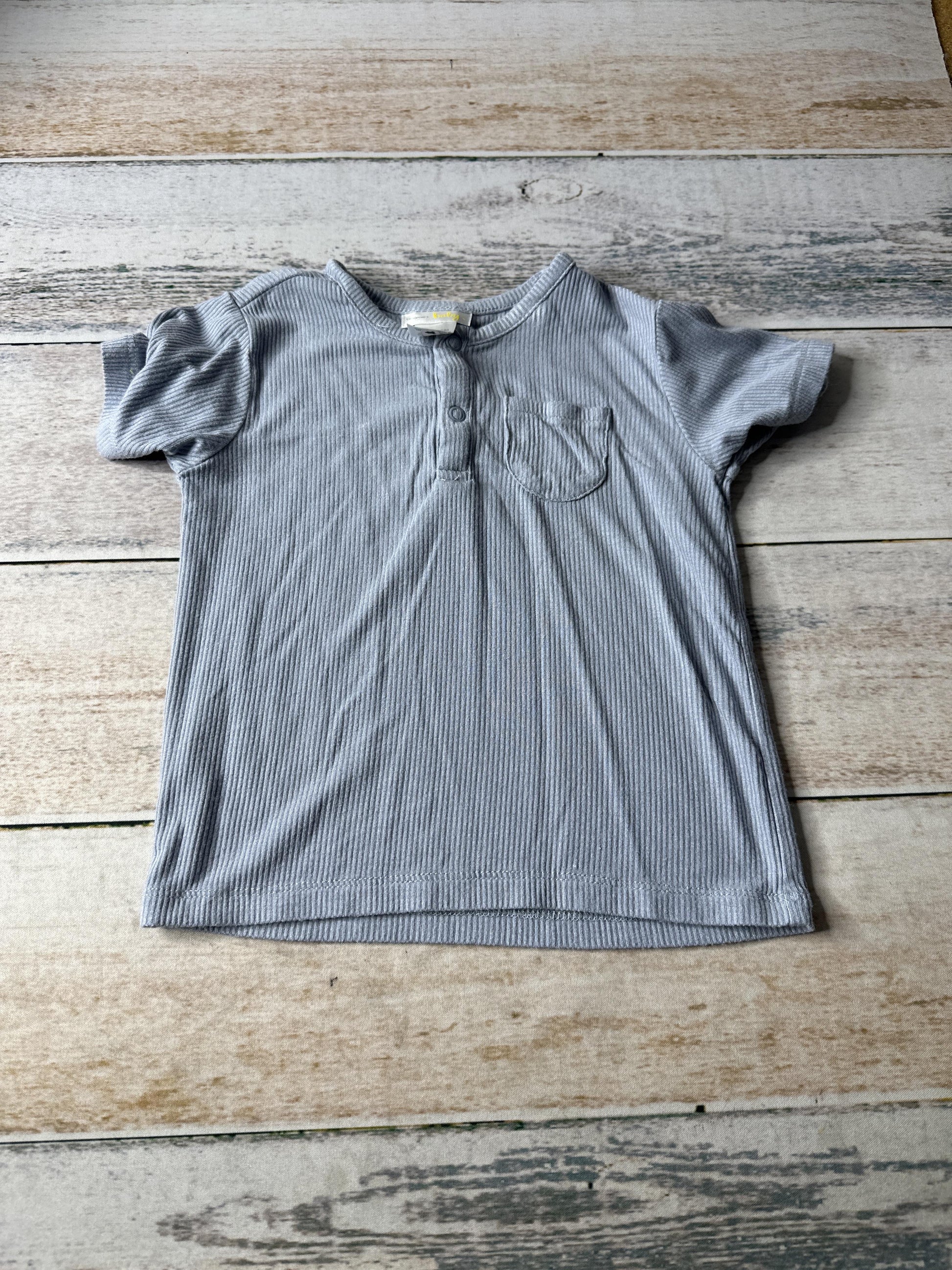 Bloomies Baby Boys Light Blue T-Shirt Size: 18-24 months Light Blue