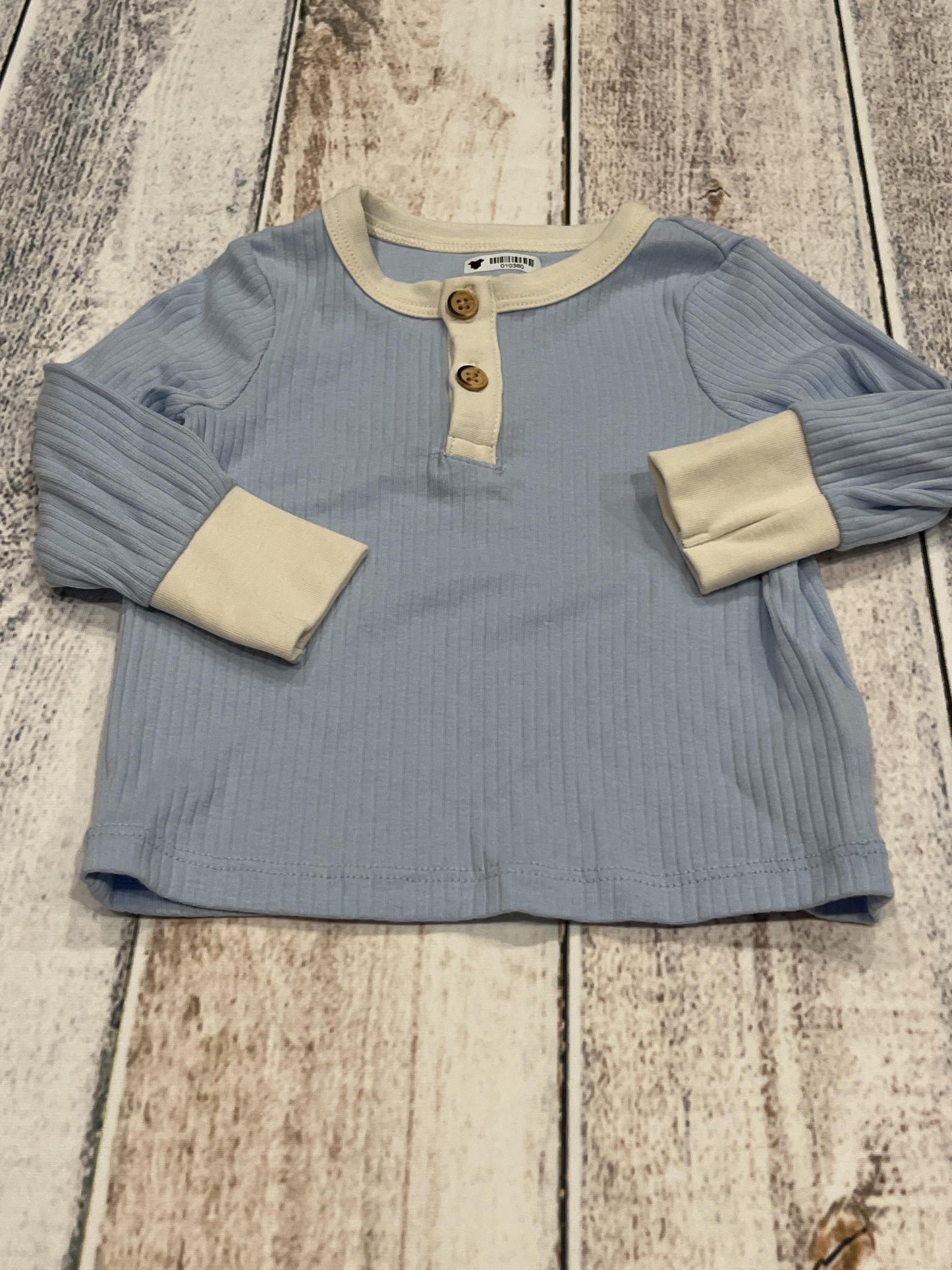 Cat & Jack Boys Light Blue Long Sleeve Shirt Size: 6-9 months Light Blue
