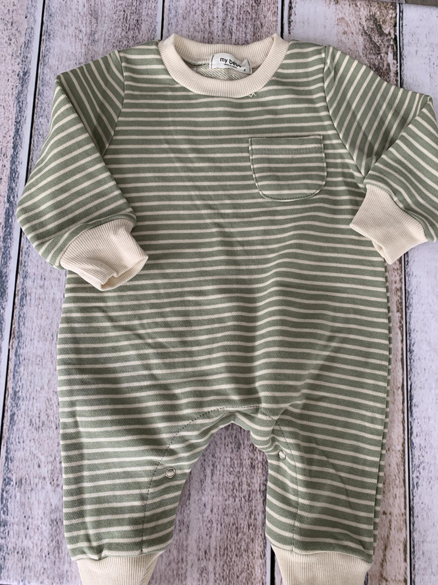 My Bebe Boys light green | cream | Stripe Long Sleeve Outfit Size: 6 months light green | cream | Stripe