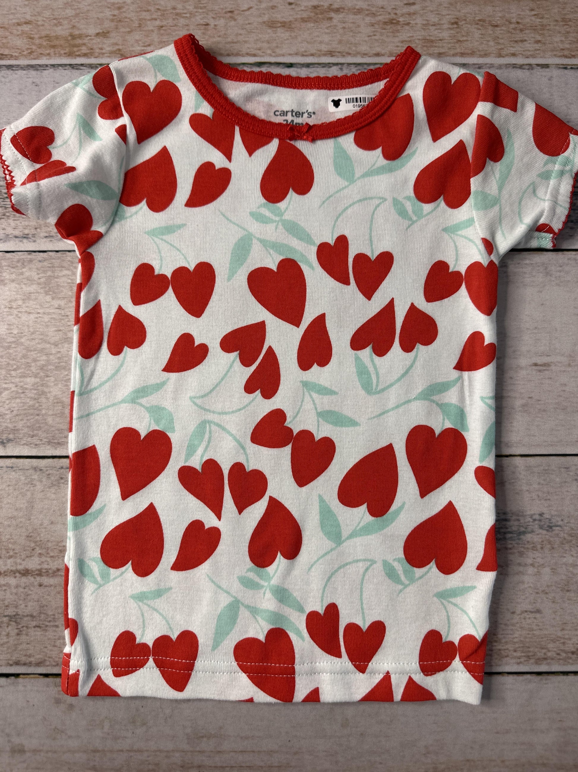 Carters Girls light green | Hearts | Red Pajamas Size: 24 months light green | Hearts | Red