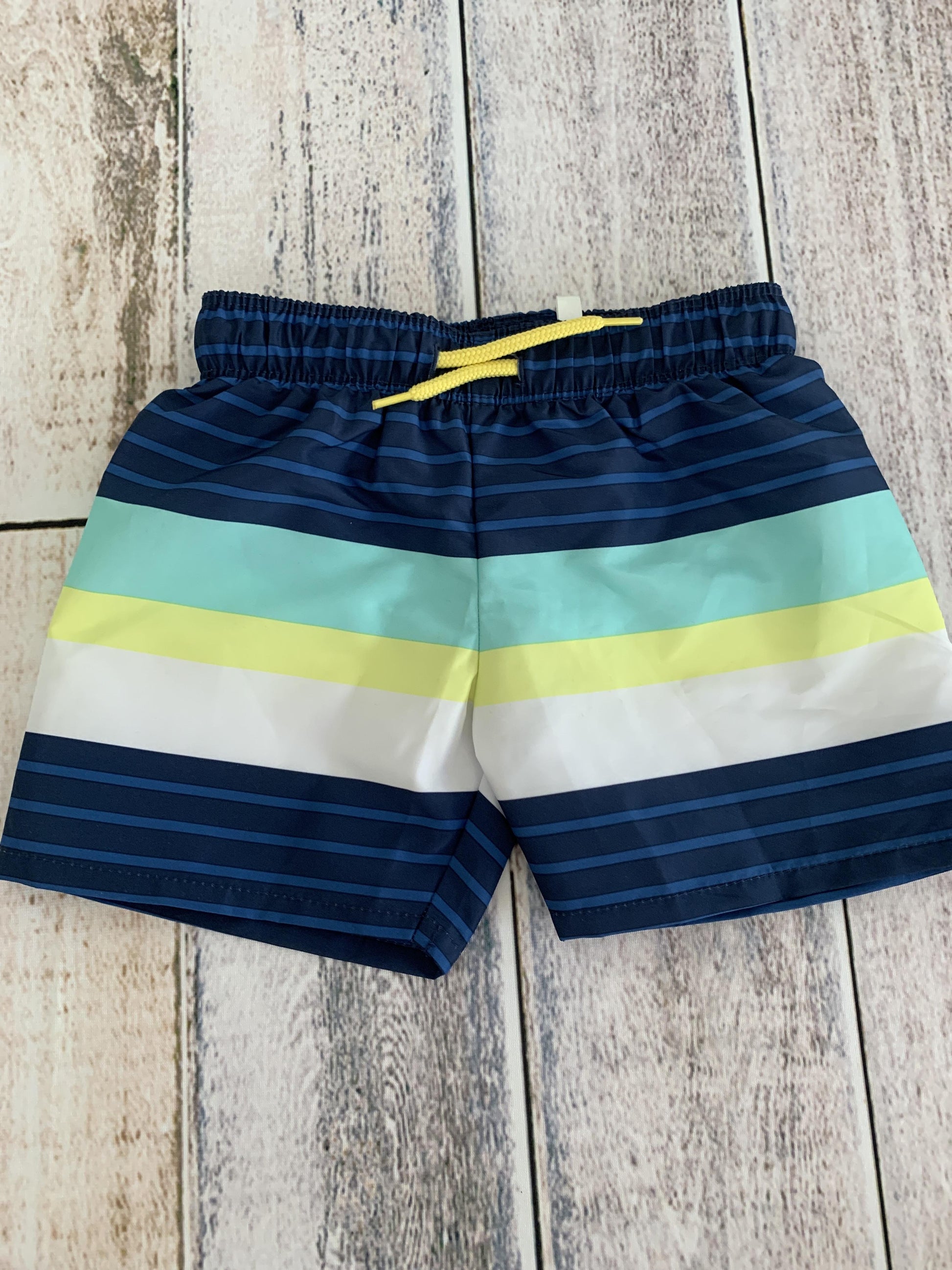 H&M Boys light green | Light Blue | Navy Blue | Stripe Trunks Size: 2T light green | Light Blue | Navy Blue | Stripe