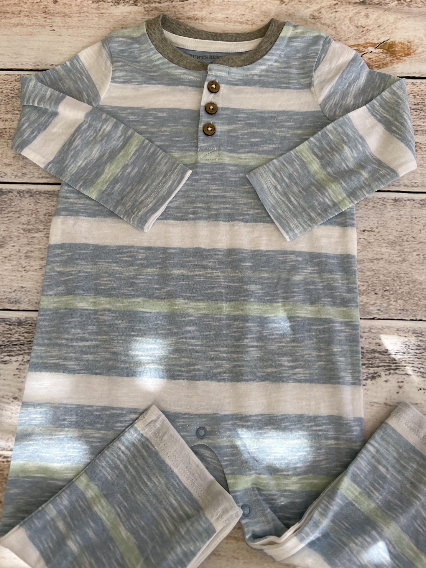 Burt's Bees Boys light green | Light Blue | Stripe Long Sleeve Outfit Size: 12 months light green | Light Blue | Stripe