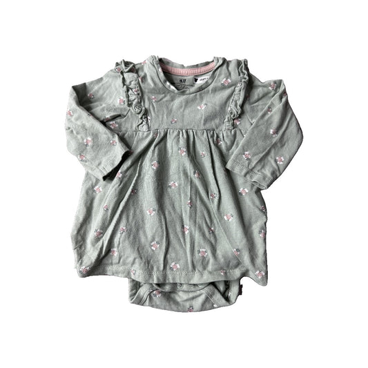 H&M Girls light green | Pink floral Dress Size: 3-6 months light green | Pink floral