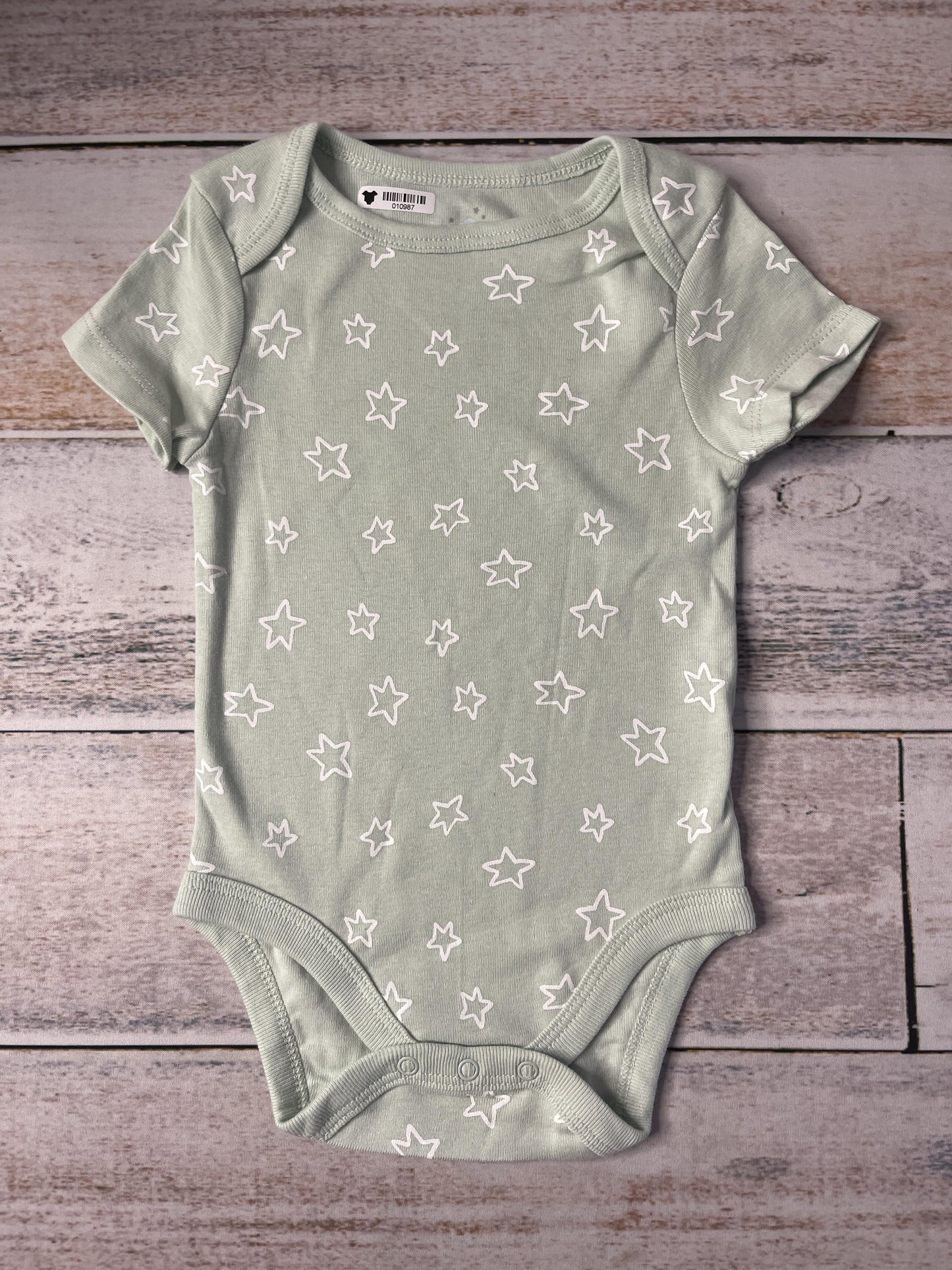 Cloud Island Unisex light green | Stars Onesie Size: 6-9 months light green | Stars