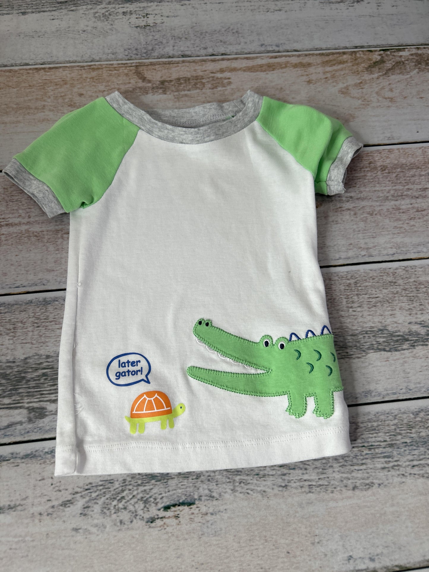 Unisex light green | White | animals T-Shirt Size: 18-24 months light green | White | animals