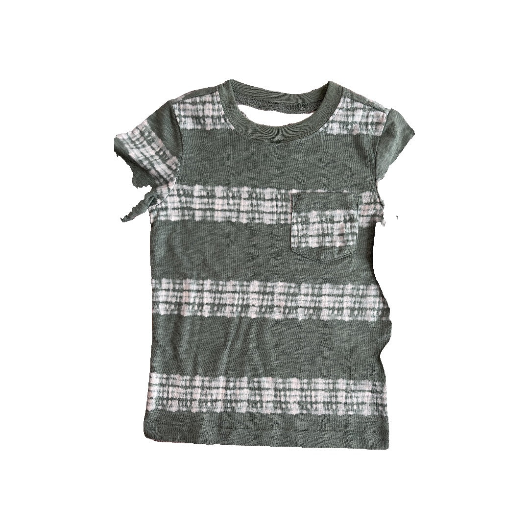 Carters Boys light green | White T-Shirt Size: 2T light green | White