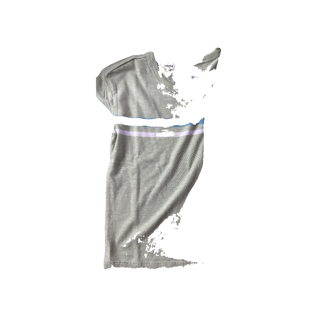 Cat & Jack Unisex light green | White T-Shirt Size: 4T light green | White