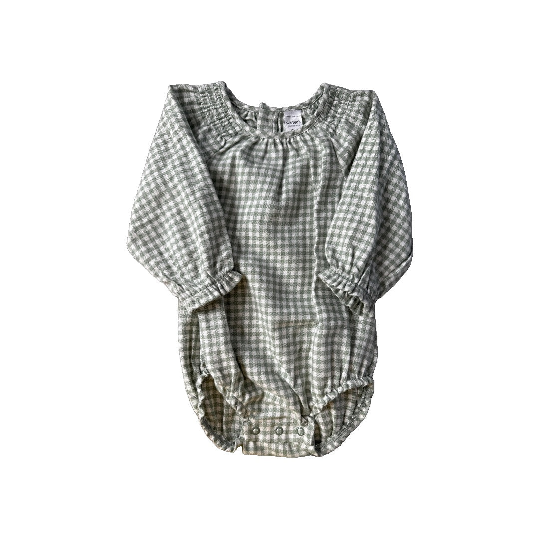 Carters Unisex light green | White Long Sleeve Outfit Size: 6-9 months light green | White