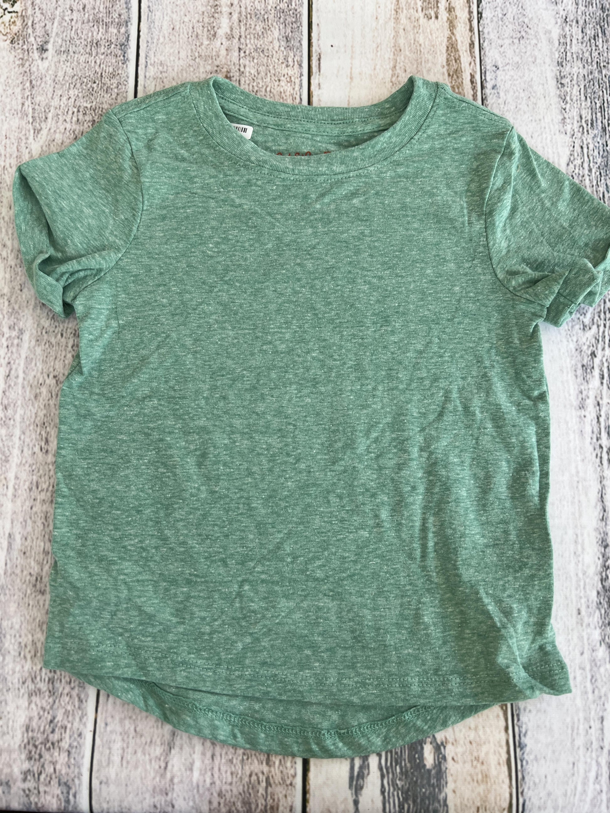 Cat & Jack Boys light green T-Shirt Size: 3T light green