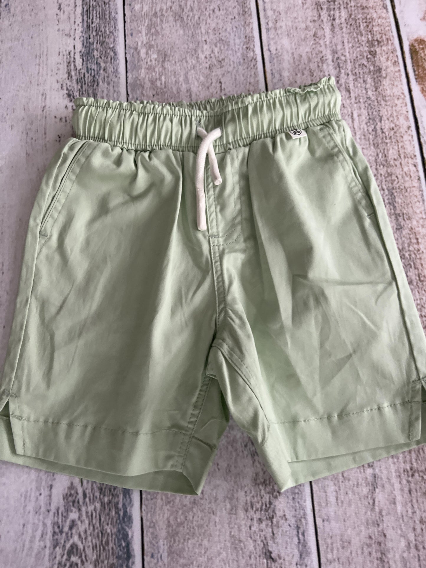 Sovereign Code Boys light green Shorts Size: 2T light green
