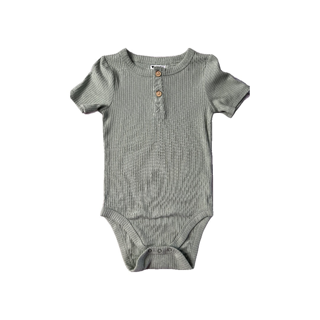 Cat & Jack Unisex light green Onesie Size: 12-18 months light green