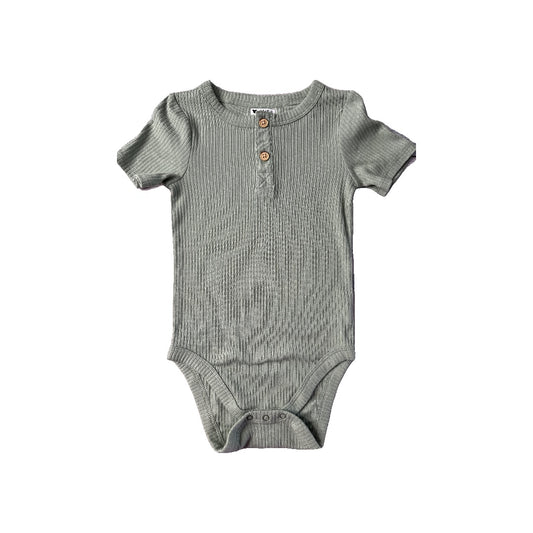 Cat & Jack Unisex light green Onesie Size: 12-18 months light green