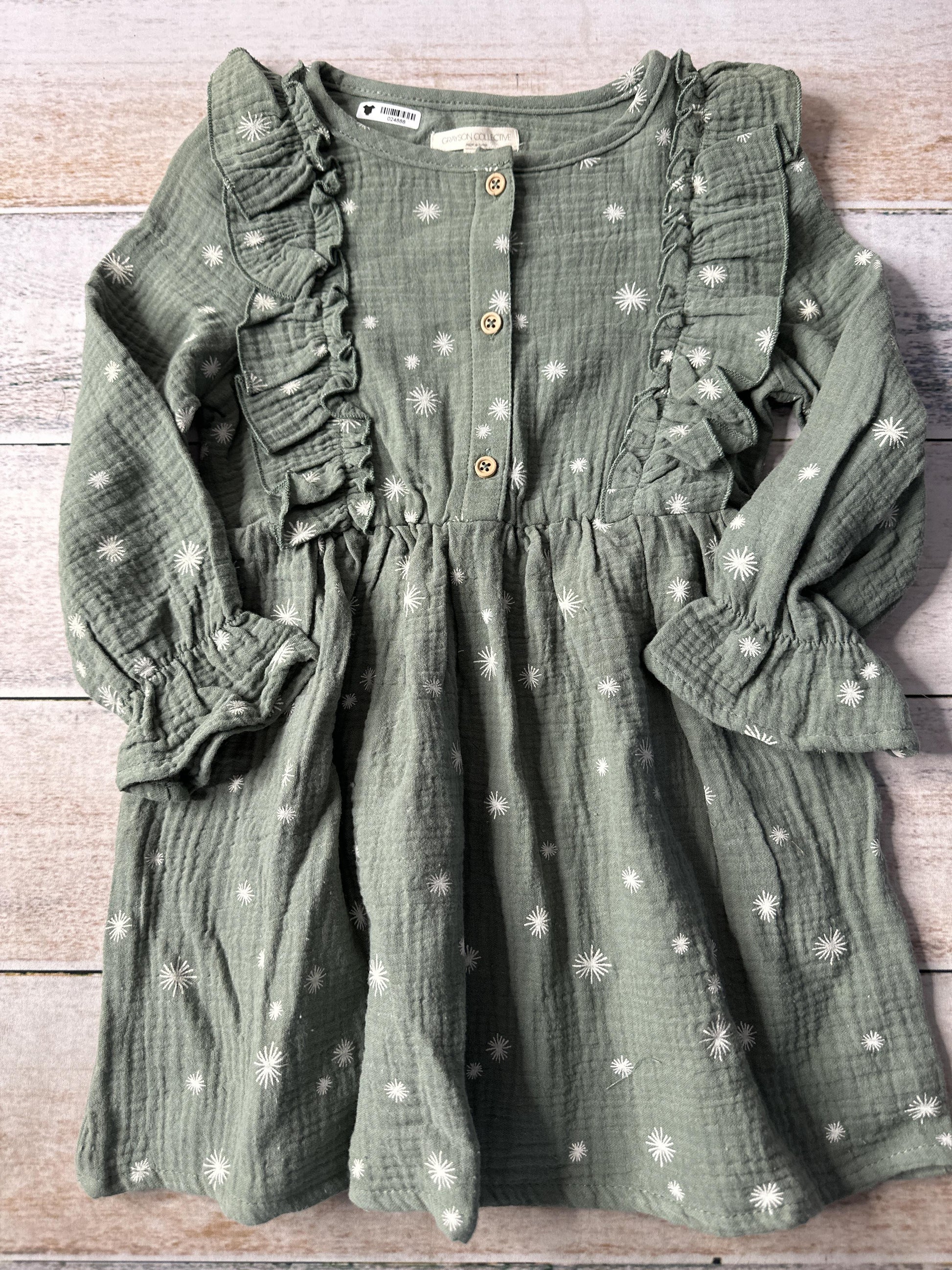 Grayson Collective Girls light green Dress Size: 3T light green