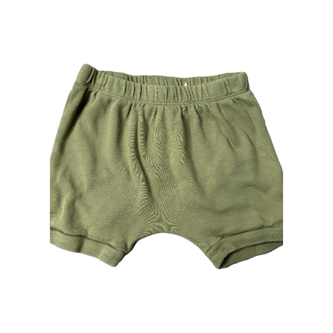 Unisex light green Shorts Size: 2T light green