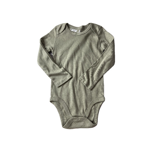Honest Co Unisex light green Onesie Size: 18 months light green