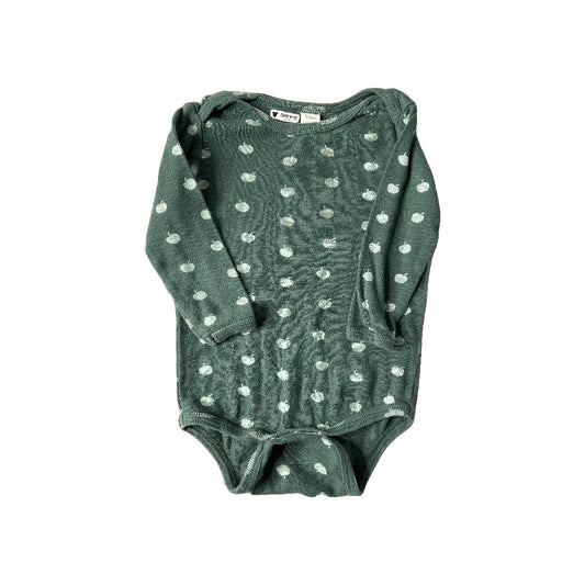 Kate Quinn Unisex light green Onesie Size: 12-18 months light green