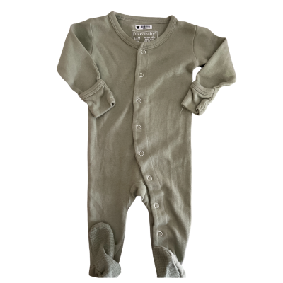 L’oved Baby Boys light green Pajamas Size: 3-6 months light green