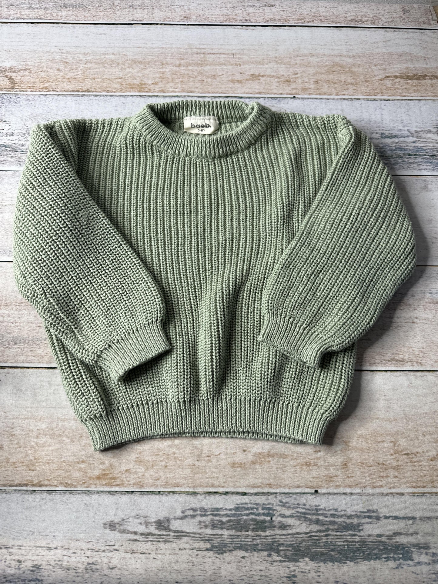 Baeb Basics Unisex light green Sweater Size: 5-6 Years light green